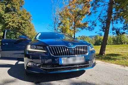 Skoda Superb 43.655 km 24.750 € Geretsried 82538