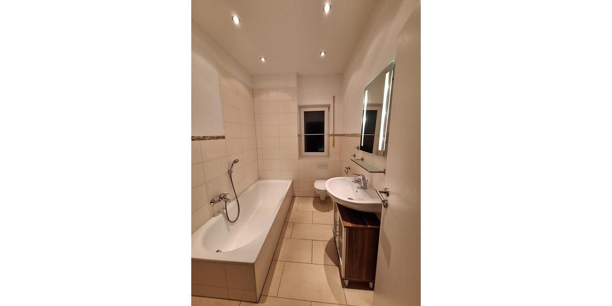 Maisonettenwohnung Unterschleißheim - 4 Zimmer, 99 m&sup2;, 2.100&euro; | Angebot:25306470