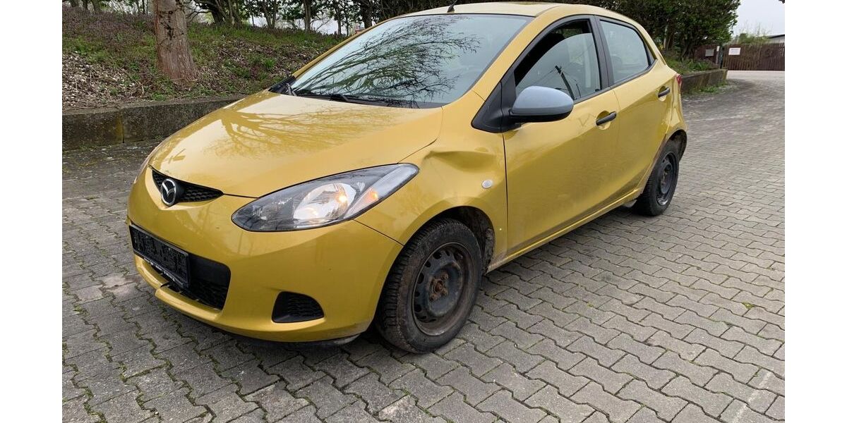 Mazda 2 111.863 km 590 &euro; München 81243