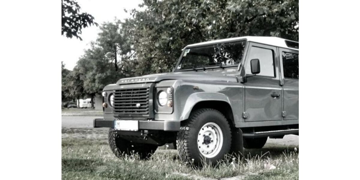 Land Rover Defender 29.750 km 62.000 &euro; München 80335
