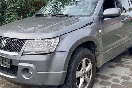 Suzuki Grand Vitara 269.000 km 1.490 &euro; München 81827