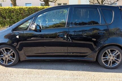 Mitsubishi Colt 129.000 km 3.950 &euro; München 81735