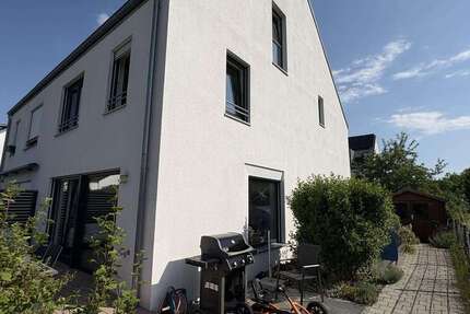 Haus Olching - 6 Zimmer, 170 m&sup2;, 2.700&euro; | Angebot:26754062