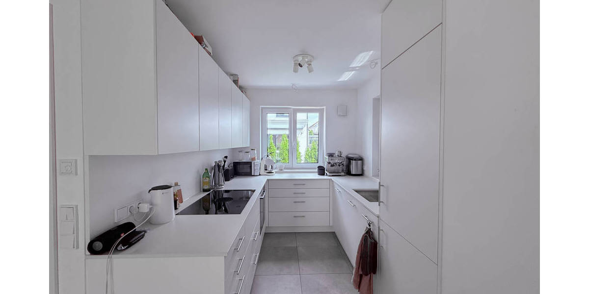 Doppelhaushälfte München Bogenhausen - 5 Zimmer, 144 m&sup2;, 3.970&euro; | Angebot:26230873