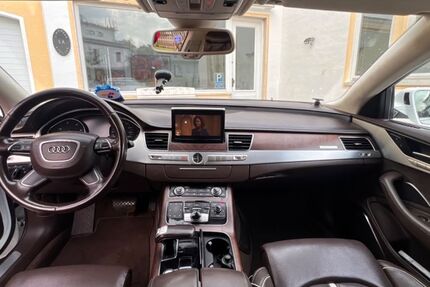 Audi A8 388.000 km 14.900 &euro; München 80802