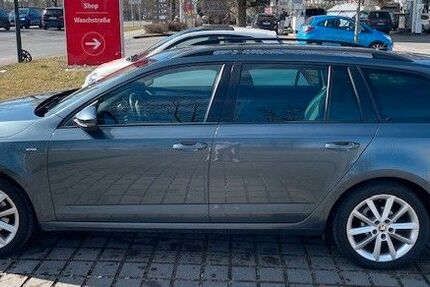 Skoda Octavia 180.000 km 10.999 &euro; Germering 82110