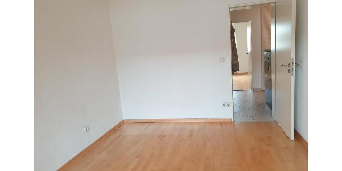 Etagenwohnung Fürstenfeldbruck - 3.5 Zimmer, 80 m&sup2;, 460.000&euro; | Angebot:26000137