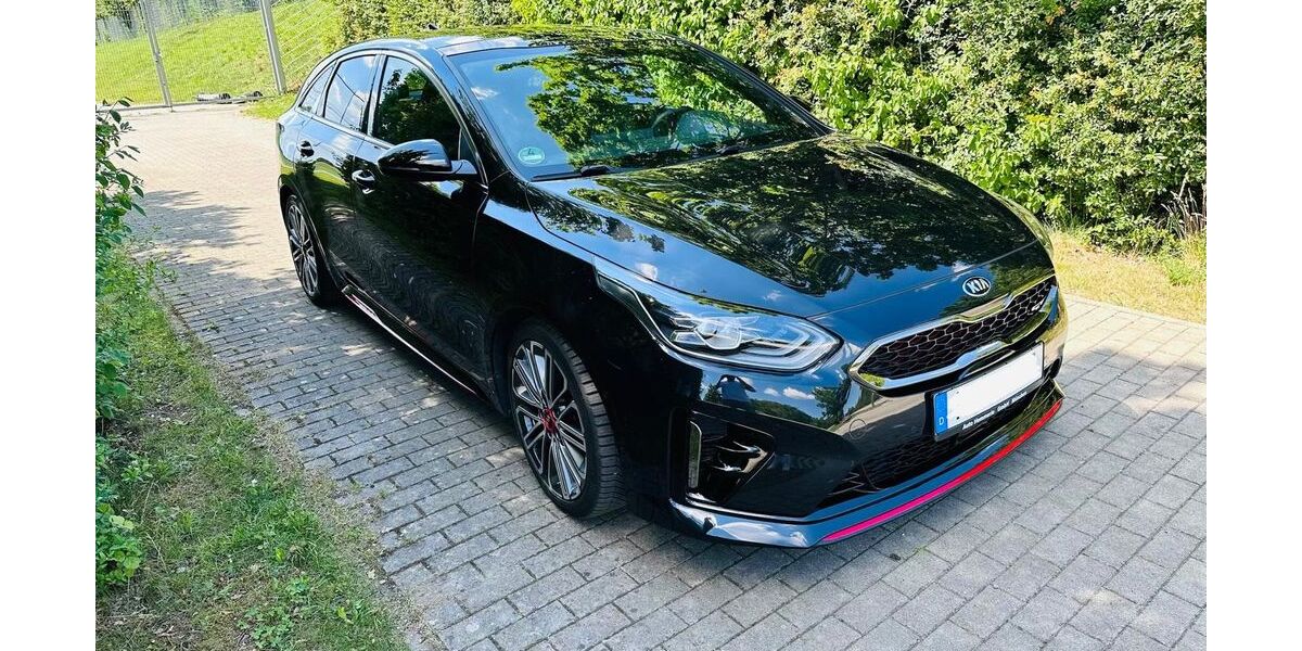 Kia pro ceed / ProCeed 41.100 km 22.499 &euro; München 81671