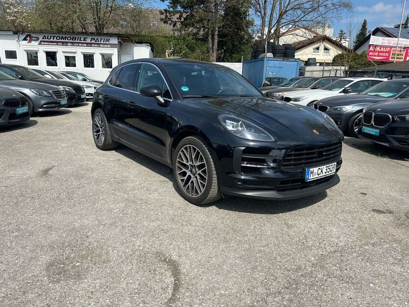 Porsche Macan 106.000 km 44.900 € München 81243
