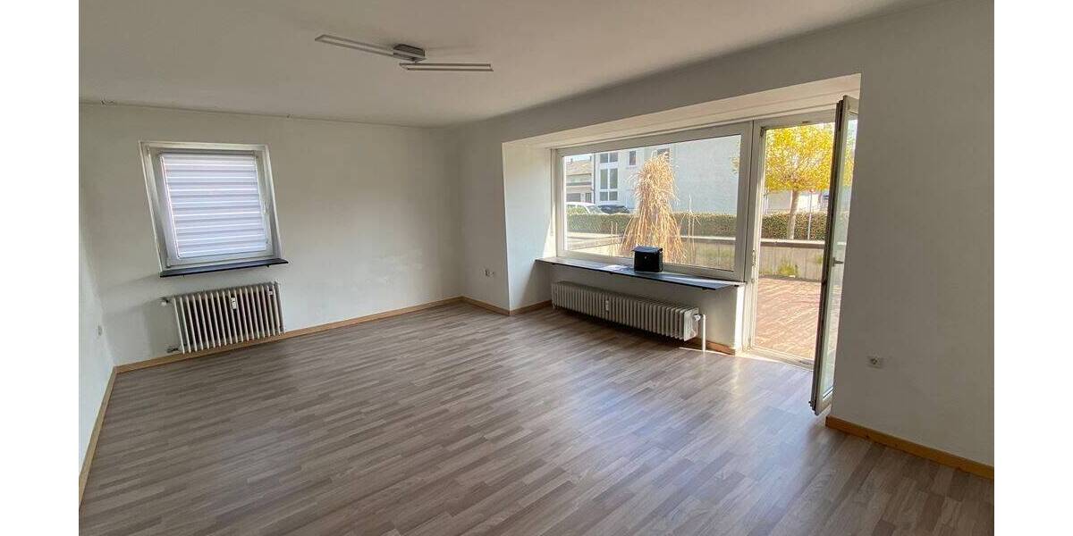 Etagenwohnung Emmering - 2 Zimmer, 100 m&sup2;, 1.190&euro; | Angebot:26291701