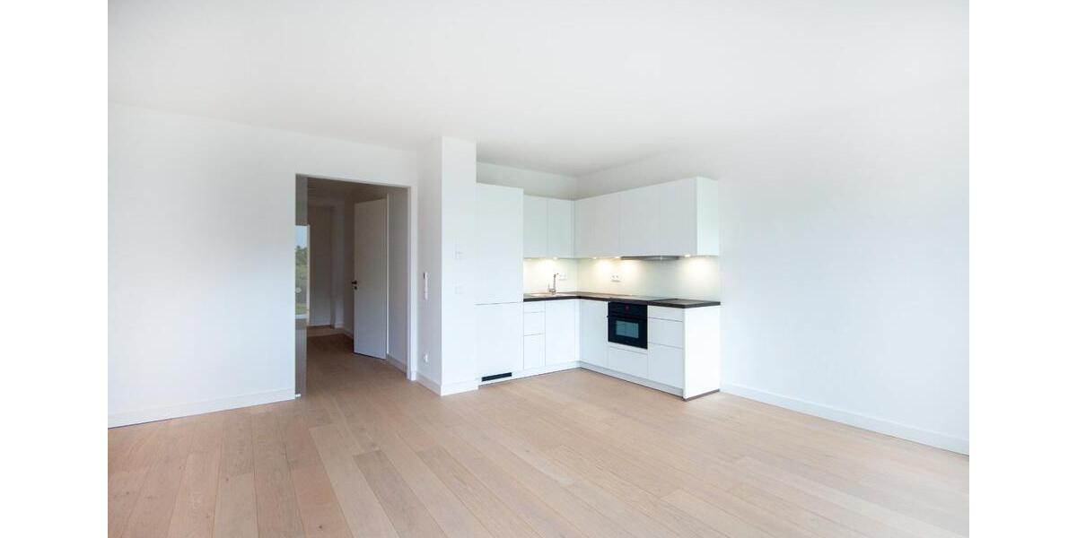 Terrassenwohnung München Bogenhausen - 2 Zimmer, 75 m&sup2;, 2.120&euro; | Angebot:26351860