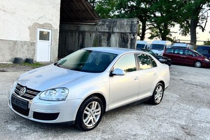 VW Jetta 104.000 km 3.499 &euro; Neufahrn 85375