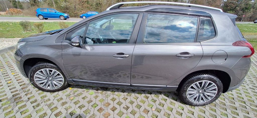Peugeot 2008 80.041 km 7.490 &euro; Hohenbrunn 85662