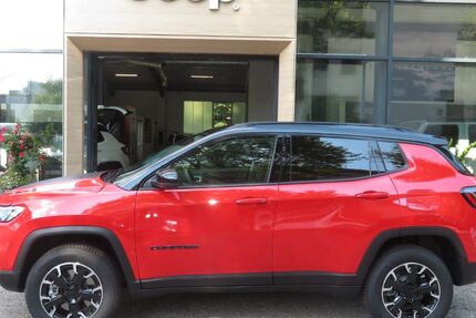 Jeep Compass 1.001 km 32.910 &euro; Gröbenzell 82194