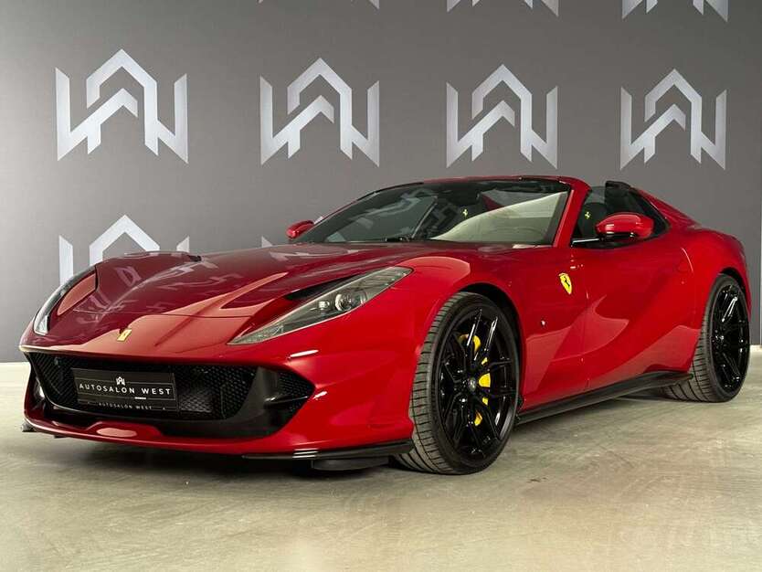 Ferrari 812 3.250 km 493.850 € München 80337