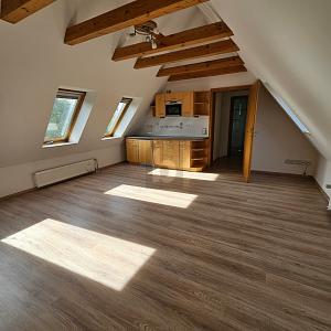VIEL PLATZ, VIEL LICHT, VIEL LEBENSQUALITÄT! - Reihenmittelhaus Zorneding | Angebot:27022715