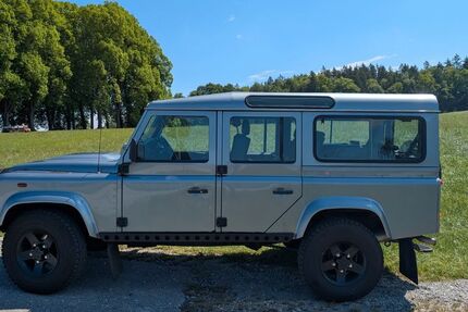 Land Rover Defender 178.000 km 31.900 &euro; Grünwald 82031