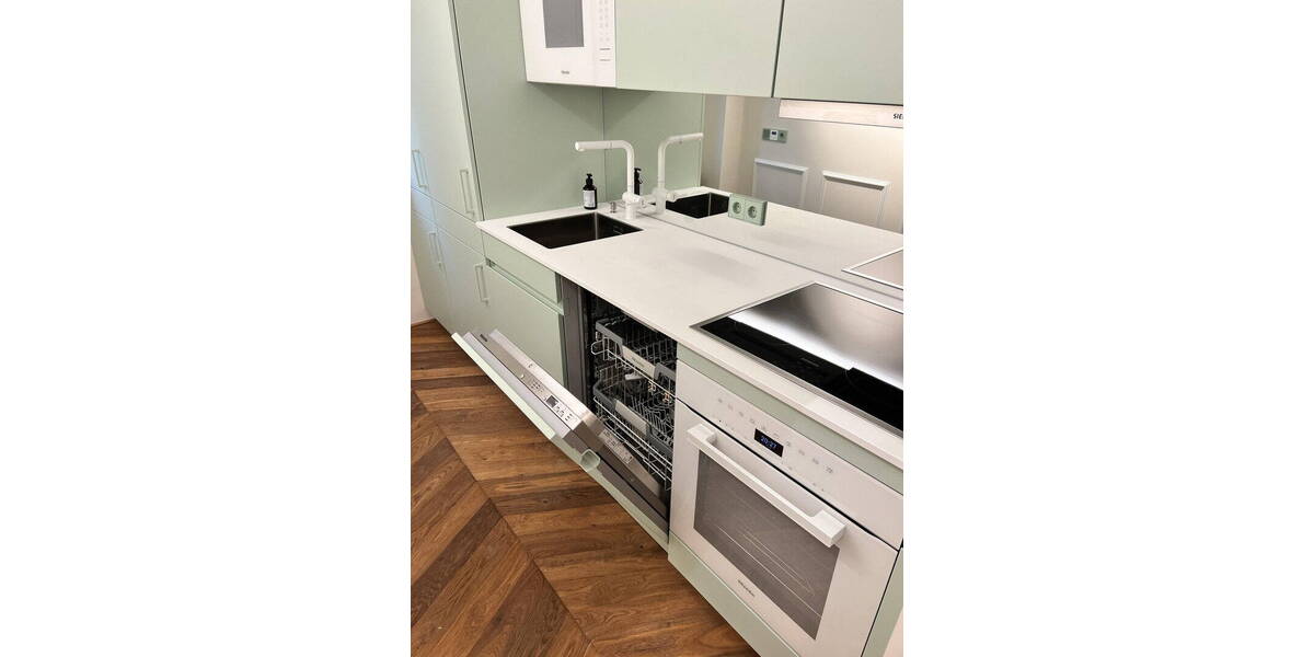 Etagenwohnung München Schwabing-West - 2 Zimmer, 48 m&sup2;, 1.850&euro; | Angebot:26891721