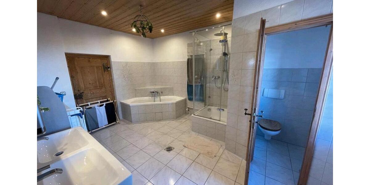 Etagenwohnung Vaterstetten Baldham - 5 Zimmer, 150 m&sup2;, 700&euro; | Angebot:26329456