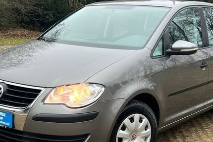 VW Touran 86.000 km 6.990 &euro; München 81243