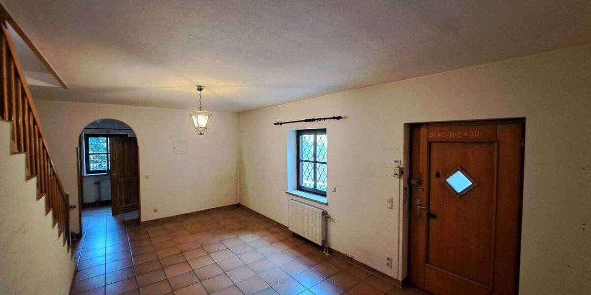 Einfamilienhaus Grünwald - 7 Zimmer, 268 m&sup2;, 2.990.000&euro; | Angebot:25760533