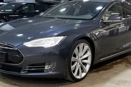 Tesla Model S 179.265 km 18.999 &euro; München 81677