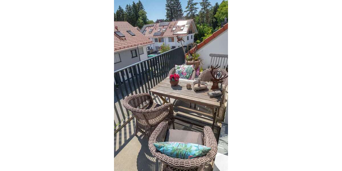 Modernes Wohnen zwischen Isar & München - Dachgeschoßwohnung Baierbrunn | Angebot:26931836