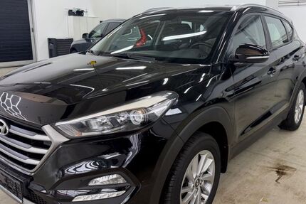 Hyundai TUCSON 202.560 km 7.850 &euro; München 81825