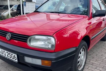 VW Golf 75.451 km 2.999 &euro; Muenchen 81825