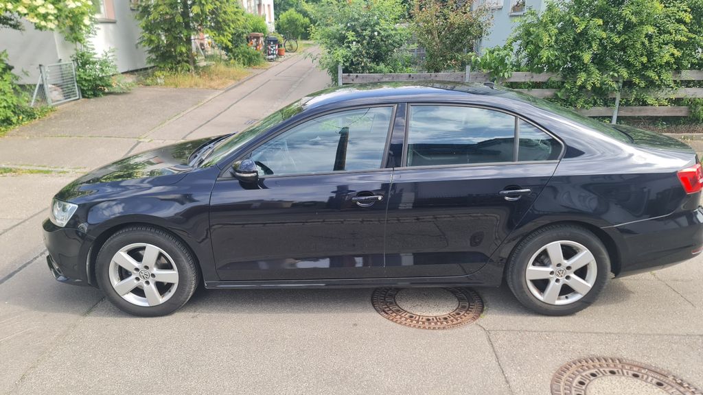 VW Jetta 116.000 km 9.499 &euro; München 80939