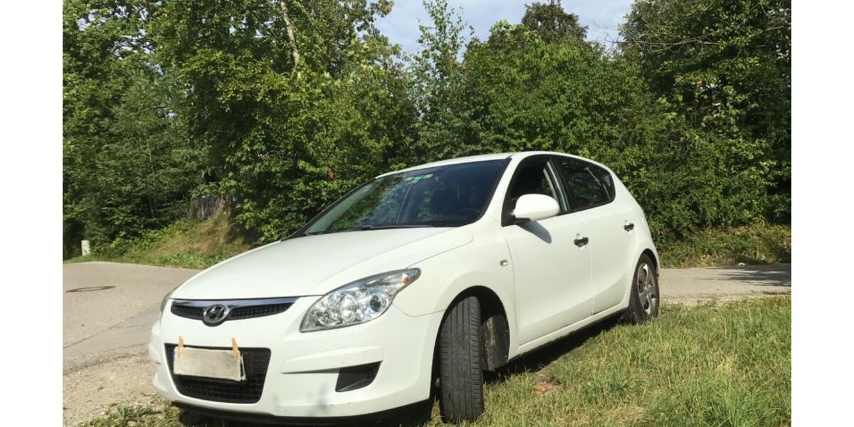 Hyundai i30 268.400 km 3.570 &euro; München 80639