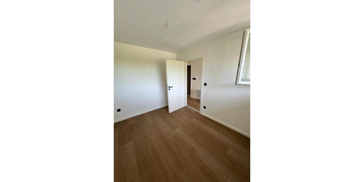 Etagenwohnung Unterschleißheim - 3.5 Zimmer, 80 m&sup2;, 500.000&euro; | Angebot:27155254