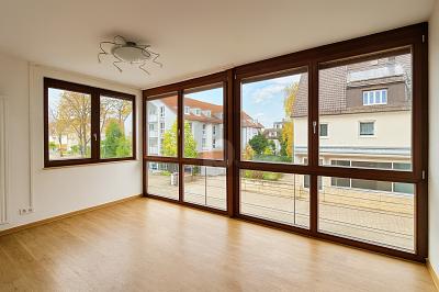 ZENTRALE LAGE MIT TOP-ANBINDUNG - Gewerbeobjekt Puchheim | Angebot:27121961