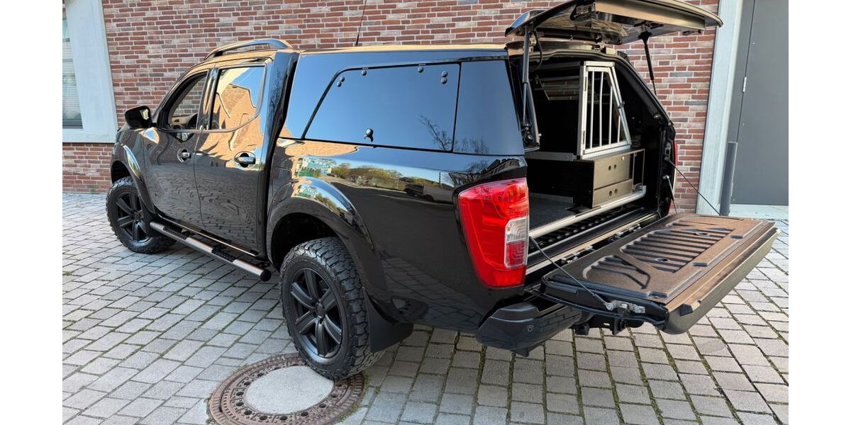 Nissan Navara 115.600 km 30.000 &euro; Unterföhring/ München 85774