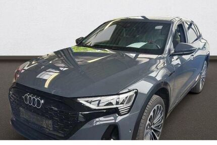Audi Q8 e-tron 60.500 km 47.900 &euro; Ebersberg bei München 85560