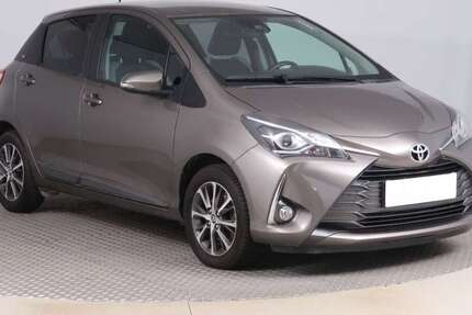 Toyota Yaris 28.700 km 13.490 € München 80687