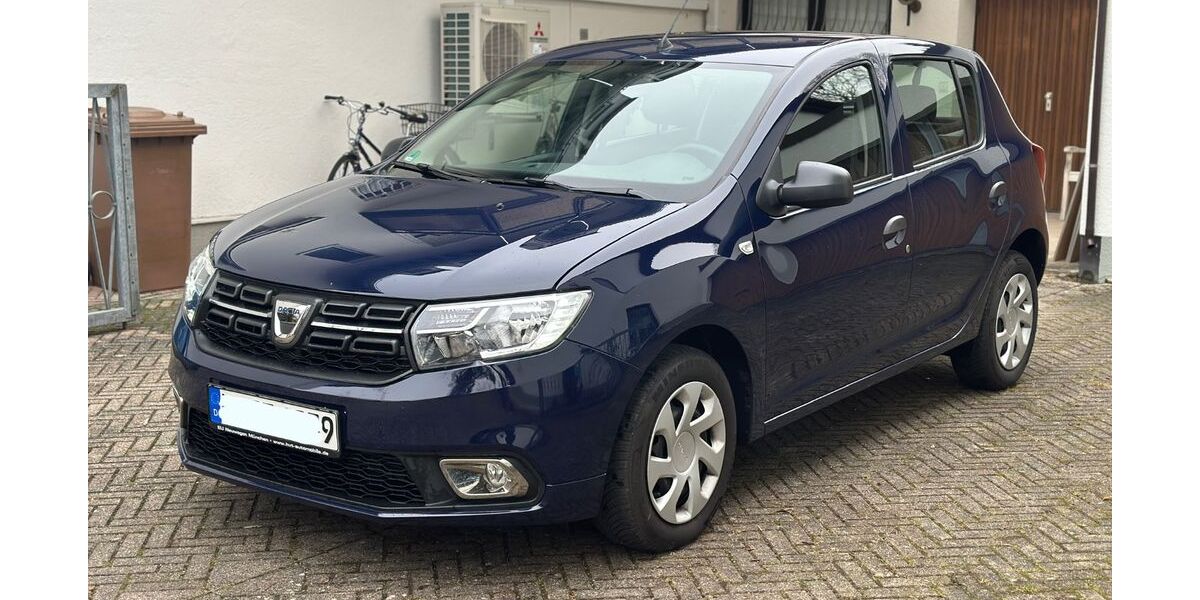 Dacia Sandero 34.000 km 8.900 &euro; München 81827