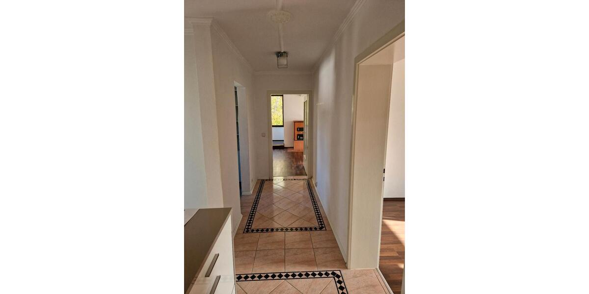 Etagenwohnung Puchheim - 2 Zimmer, 84 m&sup2;, 1.800&euro; | Angebot:25715385