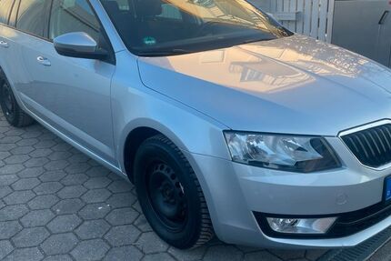 Skoda Octavia 82.988 km 11.749 &euro; München 80999