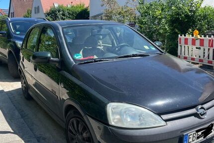 Opel Corsa 124.343 km 830 &euro; Poing 85586