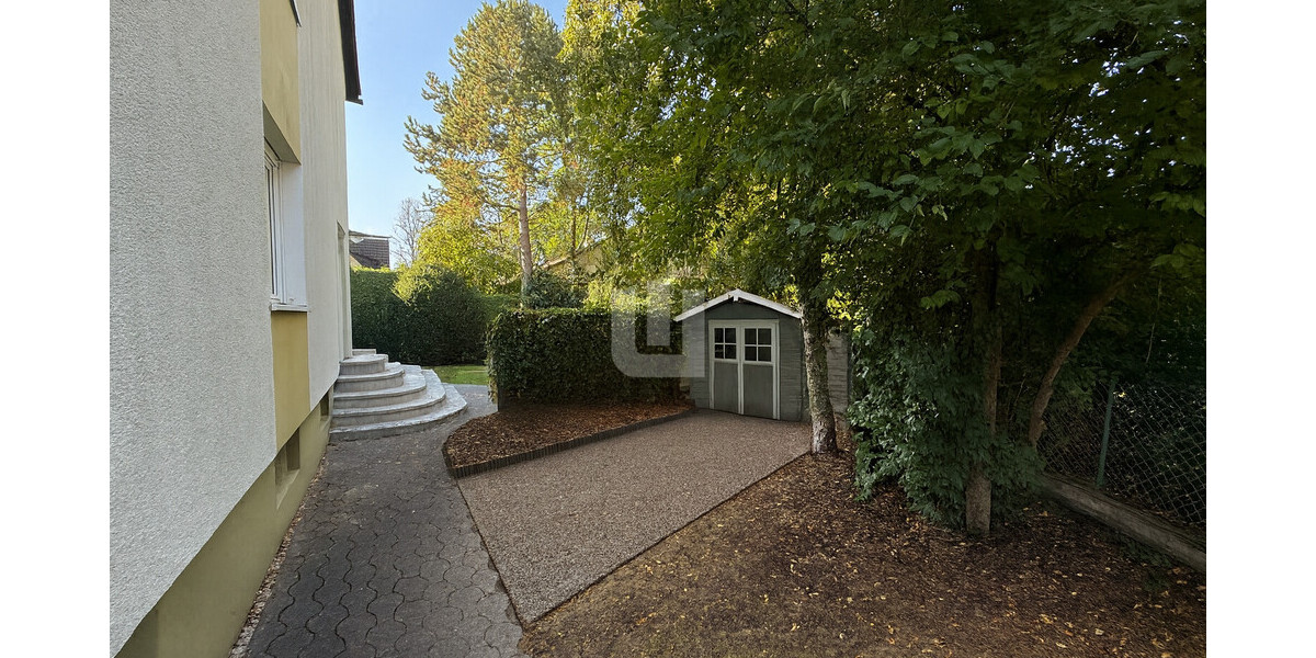 WINDISCH Immobilien - Doppelhaushälfte mit großem Garten in ruhiger Spielstraße zu vermieten 5 zimmer