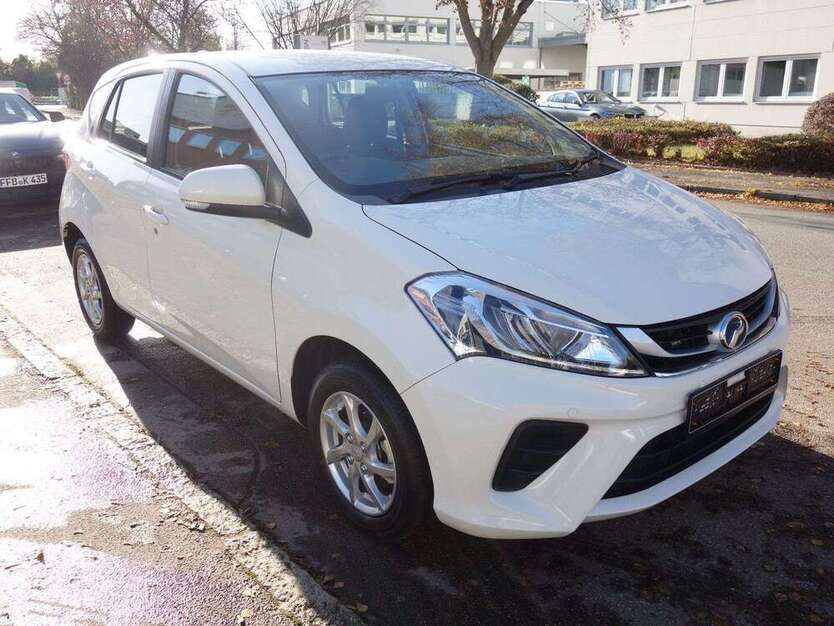 Daihatsu Sirion 1.100 km 4.900 € Puchheim 82178