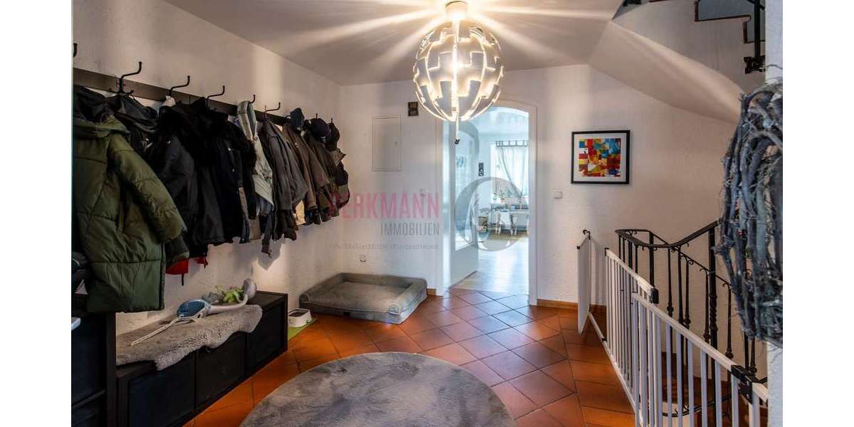 Einfamilienhaus Egmating - 6 Zimmer, 272 m&sup2;, 800.000&euro; | Angebot:27087087