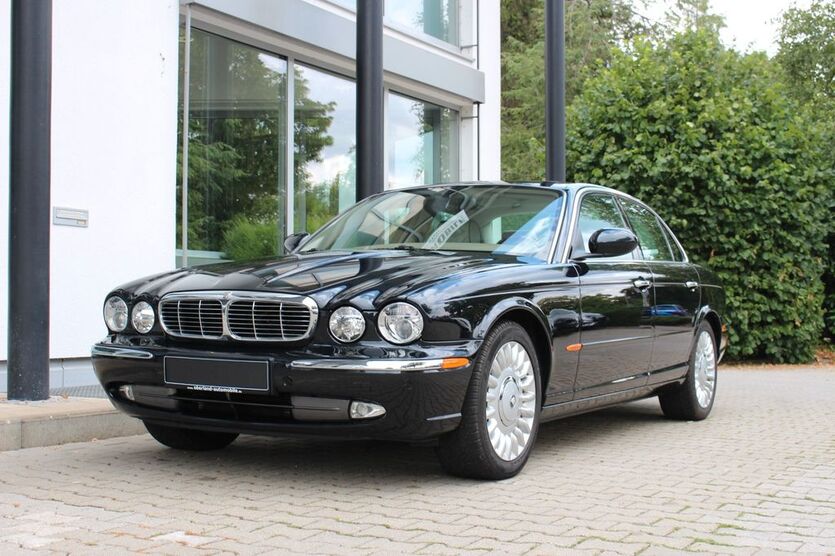 Jaguar XJ 143.950 km 24.900 € Grünwald 82031