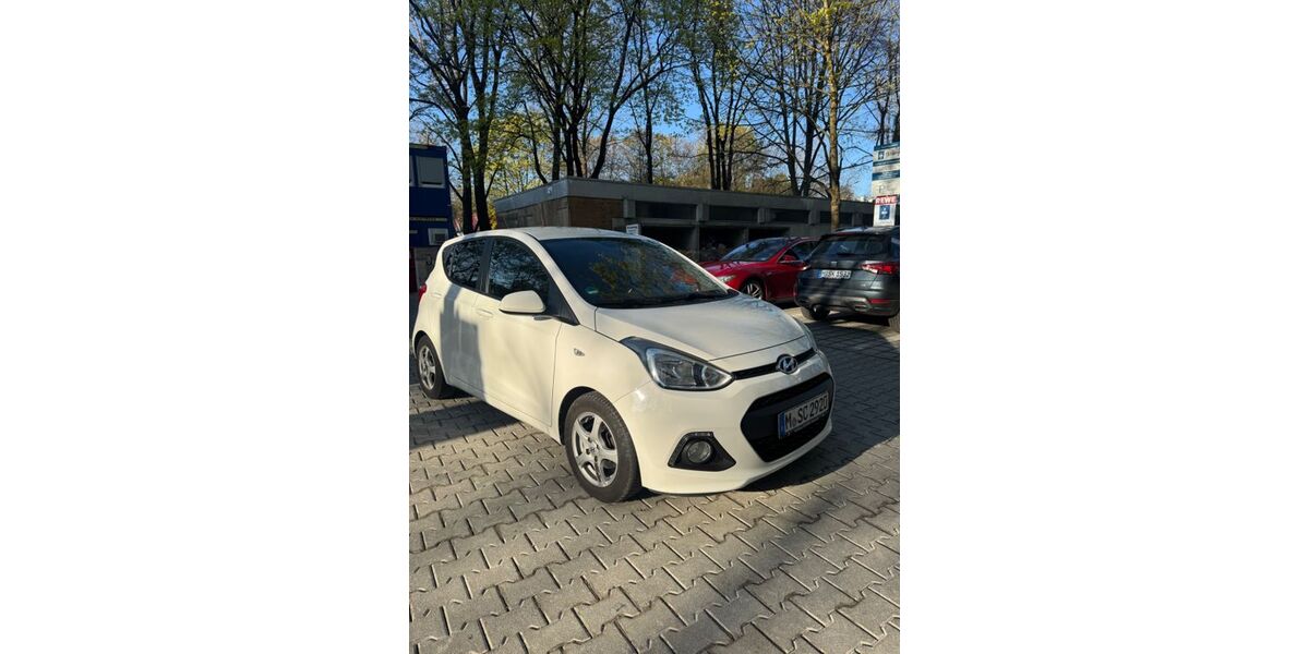 Hyundai i10 109.000 km 4.700 &euro; München 81739