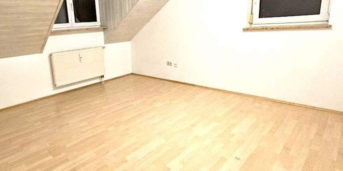 SOFORT freie und charmante 3 Zimmer 76 qm Wohnung mit Garage 3 zimmer