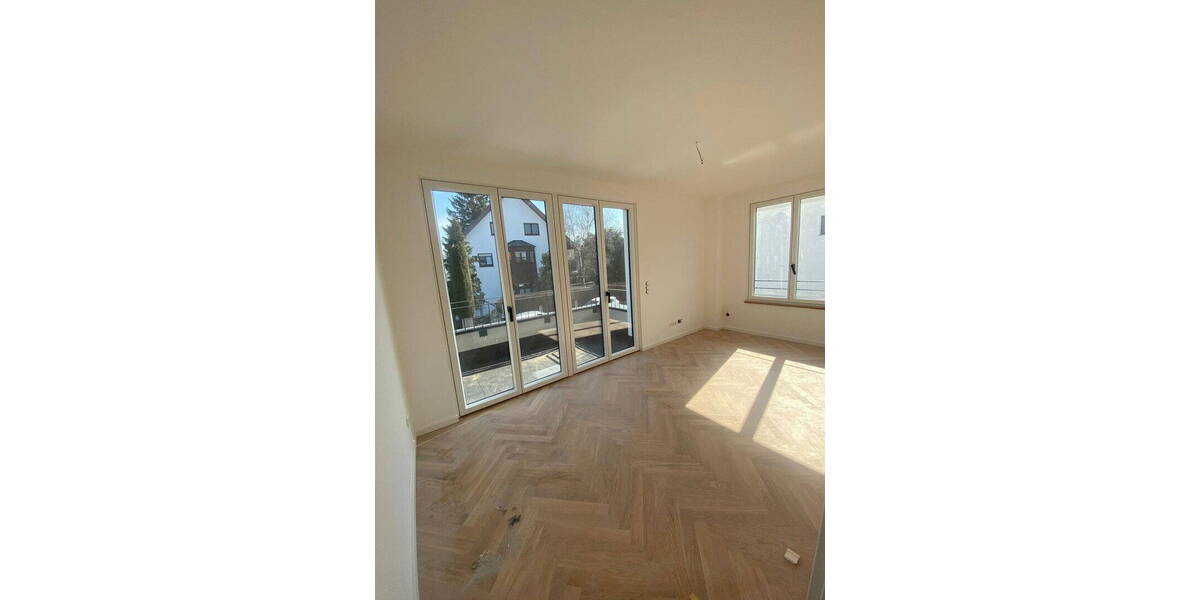 Doppelhaushälfte München Allach-Untermenzing - 7 Zimmer, 165 m&sup2;, 1.560.000&euro; | Angebot:26041234