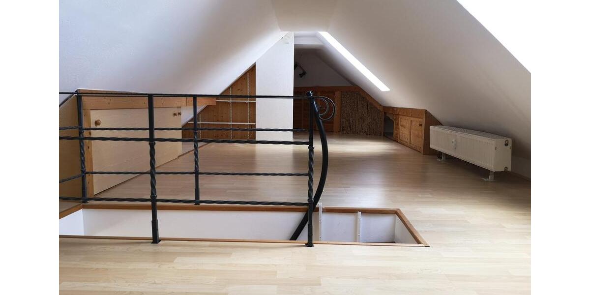 Dachgeschoßwohnung Karlsfeld - 3 Zimmer, 79 m&sup2;, 1.440&euro; | Angebot:26114592