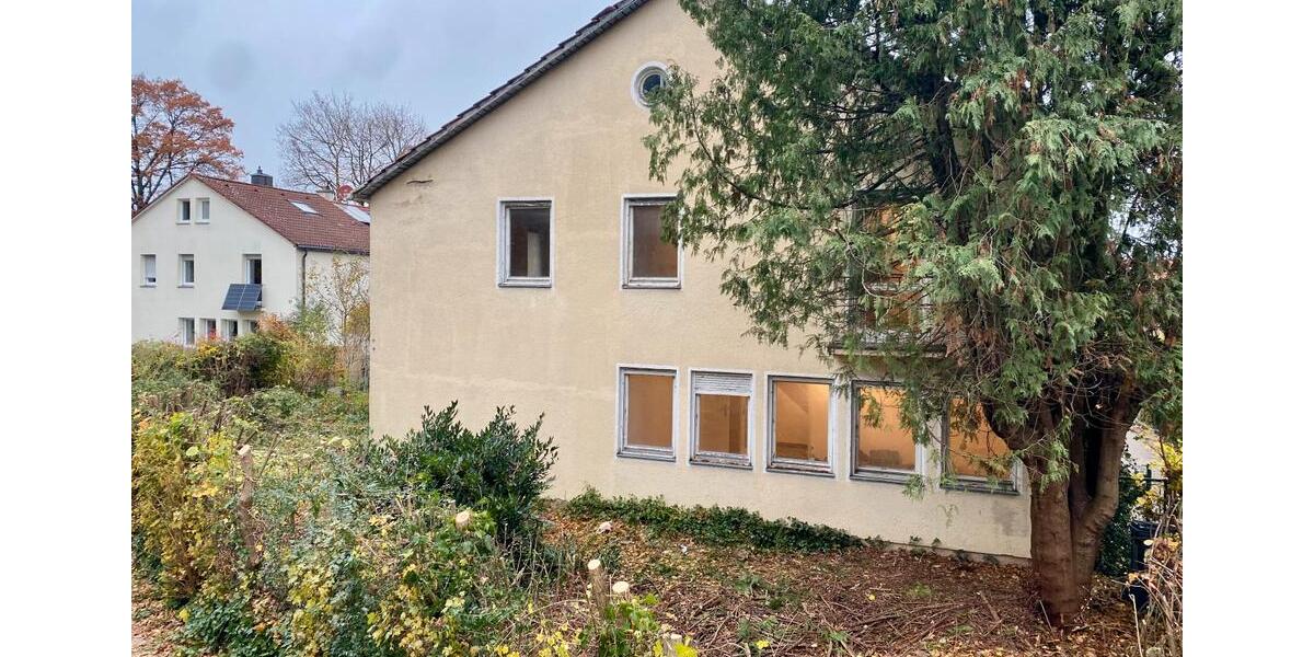 Sanierungsobjekt in Toplage Bogenhausen - von Privat 6 zimmer