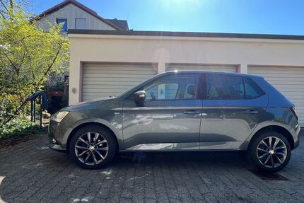 Skoda Fabia 69.040 km 9.900 &euro; Gröbenzell 82194